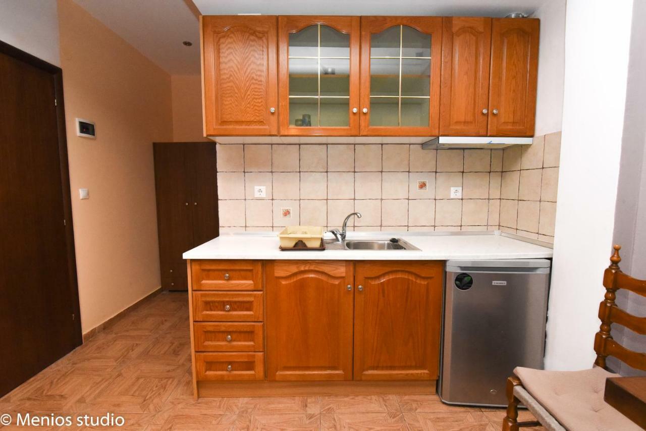 Menios Apartments And Studios Nea Kallikrateia Eksteriør bilde