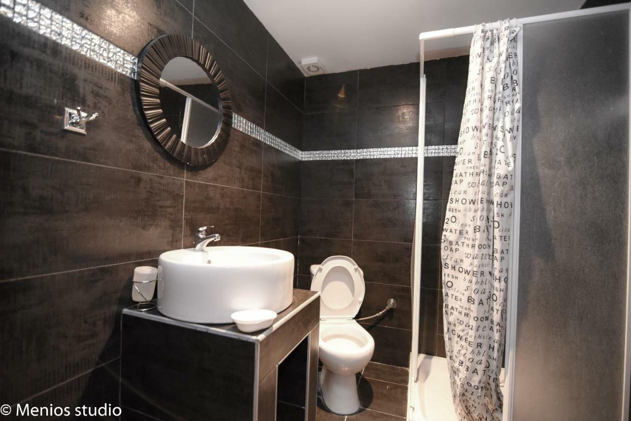 Menios Apartments And Studios Nea Kallikrateia Eksteriør bilde