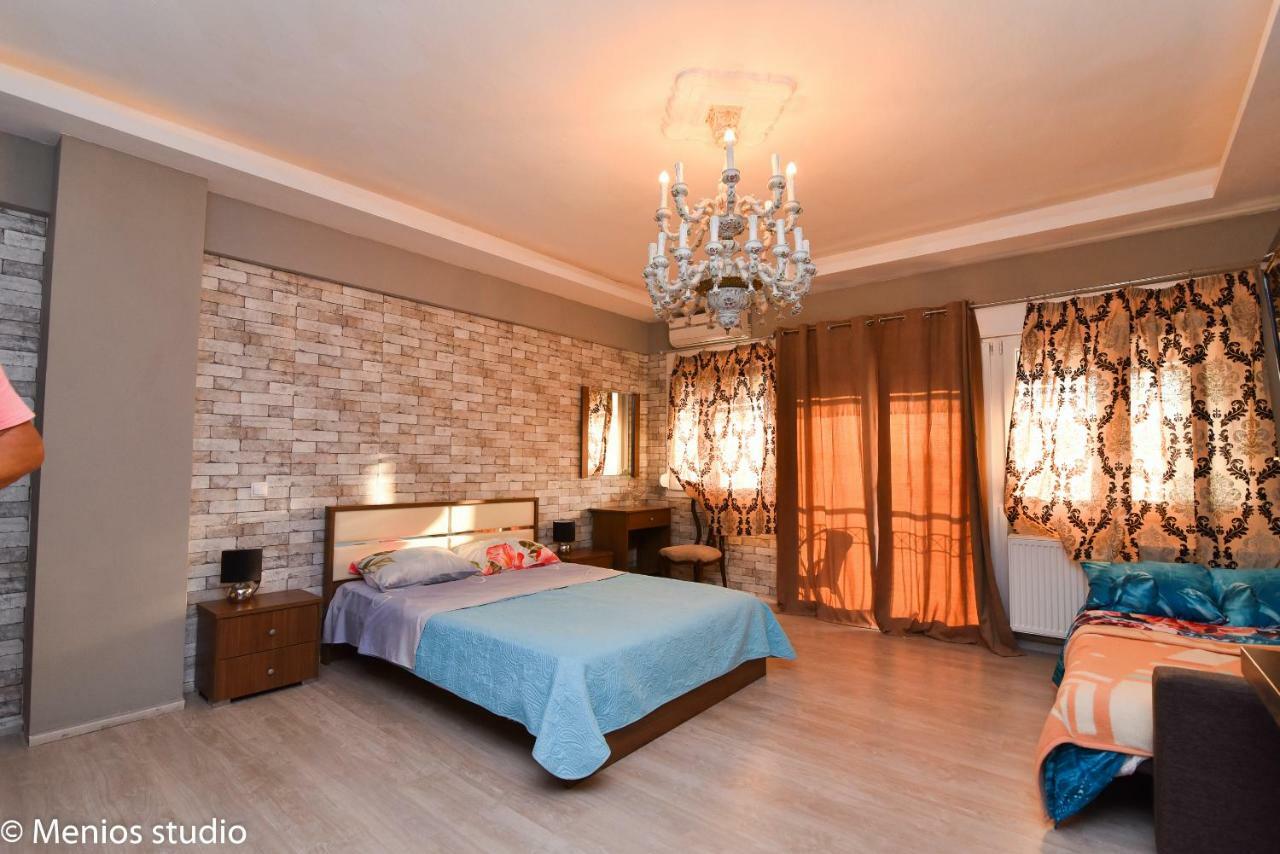 Menios Apartments And Studios Nea Kallikrateia Eksteriør bilde